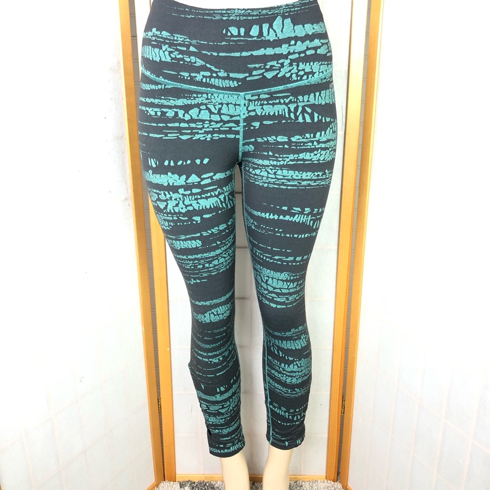 The North Face Gray and Green Leggings